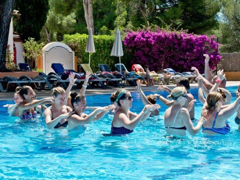 Hotel Beachclub Font De Sa Cala Dış mekan fotoğraf